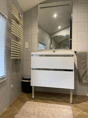 Château Cabaret: Luxury Cathar Retreat With Panoramic Terrace * Lastours